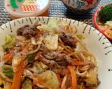 辛い焼きそば豆板醤と一味入りヒーハー作り方7写真