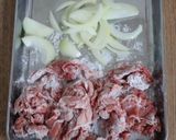 【豚肉と玉ねぎの味噌マヨ炒め】作り方1写真