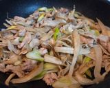 ごぼうとネギの和風焼きそば作り方6写真