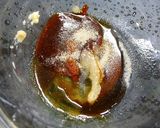 簡単！ヤンニョムチキン☆チューリップ作り方3写真