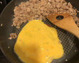 在宅勤務に　鎌田さんのにんにく炒飯作り方6写真