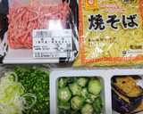 冷凍揚げナスと冷凍オクラで麻婆焼きそば作り方1写真