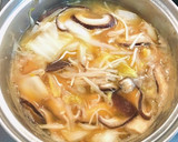 えのきと椎茸と白菜ともやしのお味噌汁作り方2写真