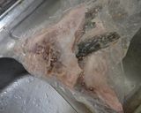 スズキのカマ塩麹漬け焼き作り方3写真
