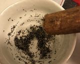 黒胡麻 白胡麻はすりこぎ棒ですり胡麻に✨作り方2写真