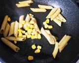 白菜&コーンのチキンチーズカレーペンネ☆作り方1写真