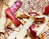 りんごの皮活用法☆アップルティー作り方1写真