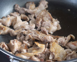 箸が止まらん♡豚こまと焼き大根の生姜焼き作り方3写真