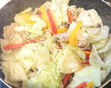 【簡単】豚肉とキャベツのオイスター炒め作り方3写真