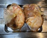 鶏モモ肉　パパローストチキン　オーブン作り方3写真
