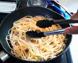 海老としめじとベーコンのオイルパスタ作り方6写真