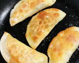 余った餃子の皮deトマトチーズの包み揚げ作り方8写真