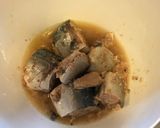 鯖缶とオクラのピリ辛胡麻ダレサラダ作り方1写真