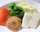 ダイエット　鮭の味噌煮込み鍋(石狩鍋)作り方1写真