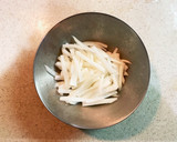 【作り置き】塩もみ大根のツナおかか和え作り方1写真