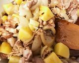 豚バラ肉とじゃがいもの甘辛照り焼き炒め作り方5写真
