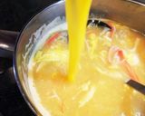 【簡単】カニカマ入中華かき卵コーンスープ作り方6写真