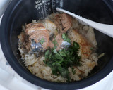 さばの味噌煮缶とパクチーの炊き込みご飯作り方3写真