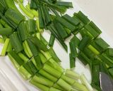 ごま油香る♩九条ねぎと鶏肉の煮浸し作り方1写真