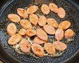 レタス☆魚肉ソーセージ炒め作り方1写真