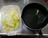 レタスとワカメのお味噌汁作り方1写真