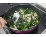 鶏むね肉とほうれん草のチャンプル★動画有作り方17写真