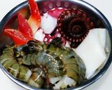 海鮮とキノコのピリ辛煮込み作り方1写真