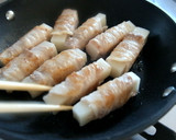 【簡単＆食材２つ】もちもち♪腹もち肉巻き作り方3写真