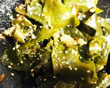 たつえばあばの桜海老と生わかめの香味炒め作り方4写真