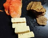 スモークサーモンのチーズといぶりがっこ巻作り方1写真