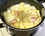 白菜とウインナーのハーブ煮込みスープ作り方3写真