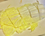 白菜とソーセージのコンソメ煮作り方1写真