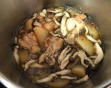 旭ポンズで手羽元と大根・シメジの煮物♪作り方6写真