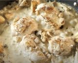 チキンとキノコのフリカッセ（クリーム煮）作り方8写真