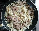 材料2つ簡単メイン☆豚コマもやし旨塩炒め作り方4写真