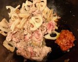豚肉と小松菜の豆板醤炒め作り方2写真