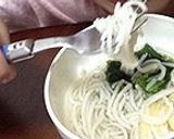 子供喜ぶ☆野菜たっぷり鍋一つのうどん風作り方4写真
