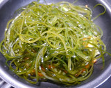 簡単！切り昆布のにんにく炒め☆メンマ風味作り方4写真