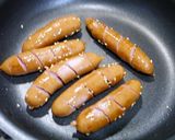 お弁当！シャウエッセンのゴマ風味炒め作り方3写真