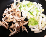 白菜と舞茸の焼き肉のタレ炒め作り方1写真
