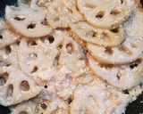 蓮根のたらこバター醤油炒め作り方2写真