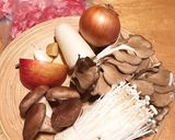 おろし野菜だれ☆牛肉ときのこの炒め煮作り方1写真