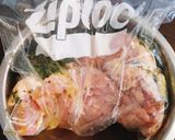 絶品☆鶏肉のハーブマリネ焼き作り方1写真