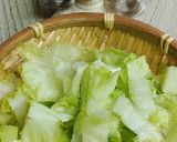 リカちゃん♡かぶの塩漬けレタスバラ肉炒め作り方1写真