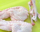 海老と舞茸を詰めた鶏手羽先ロースト♪作り方1写真