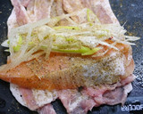 簡単！銀鮭の肉巻き☆洋風ホイル焼き作り方2写真