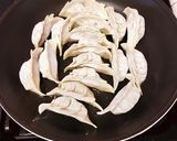 中華料理店の焼き餃子作り方6写真