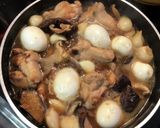 手羽元とたまごのとろとろニンニク煮込み☆作り方2写真