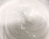 苺とホワイトチョコのムースケーキ作り方14写真