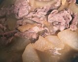 甘辛豚肉とトロッと柔らか冬大根の煮物☆作り方8写真
